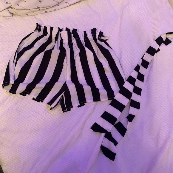 SHEIN shorts - Picture 5 of 5